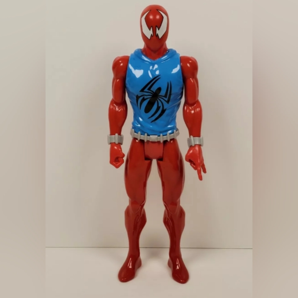 Hasbro 12" Spiderman 2017 Marvel Action Figure